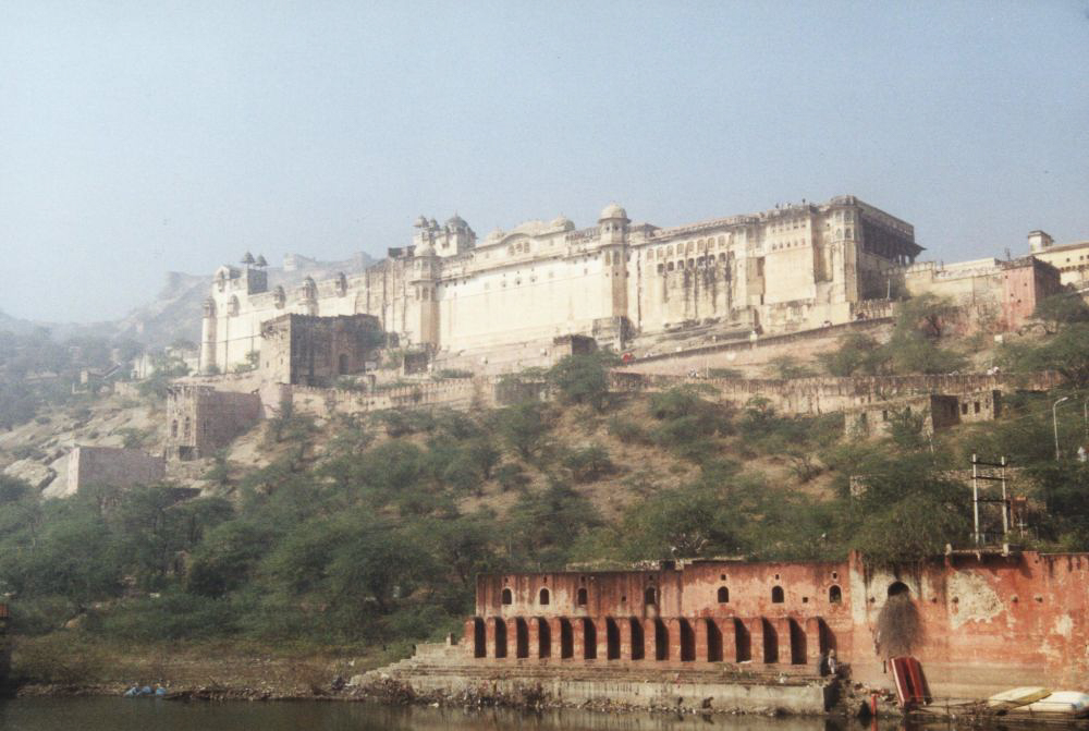 Amber Fort - a must visit place in Jaipur