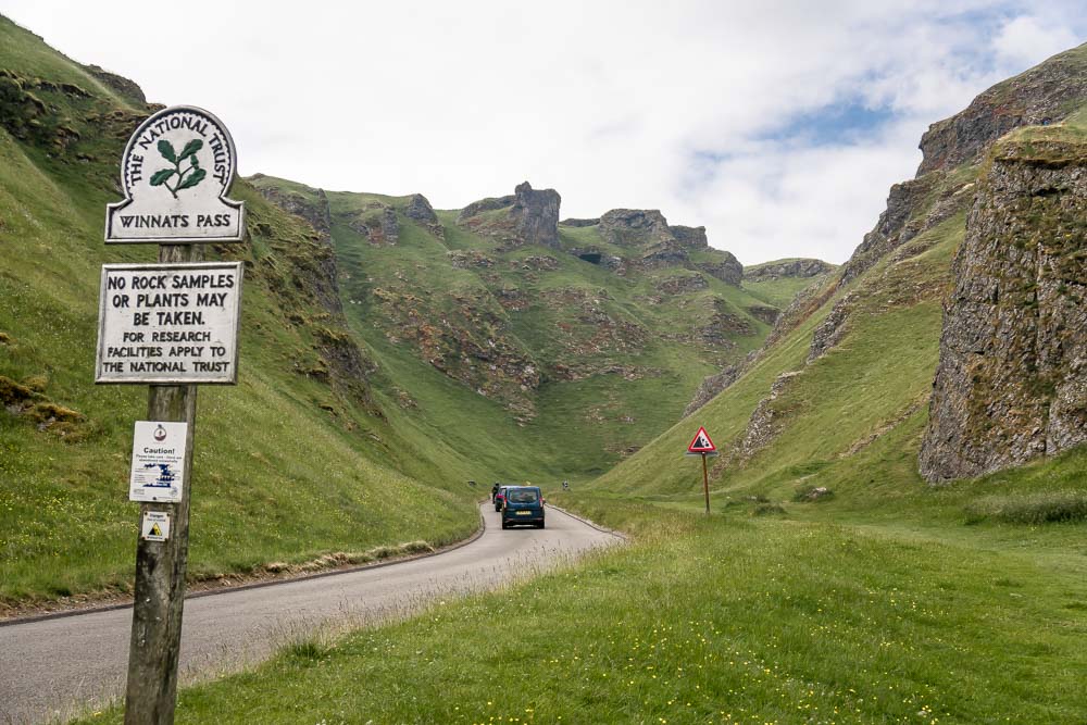 Winnats Pass - a scenic but relatively easy walk in the Peak District